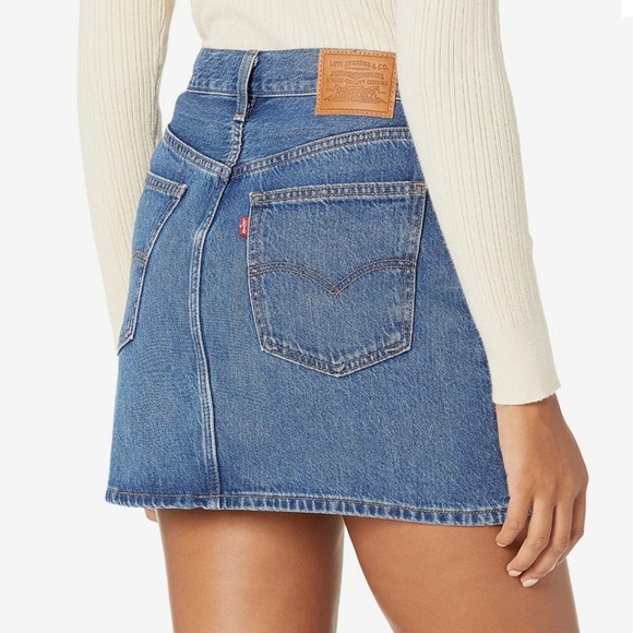 Levi's Denim 1970s Mini Skirt Sz 30 Medium Wash Jean Skirt EUC - Picture 6 of 14